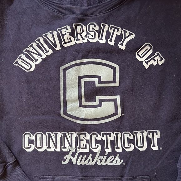 Victoria’s Secret UCONN Crew neck sweatshirt - Picture 2 of 5
